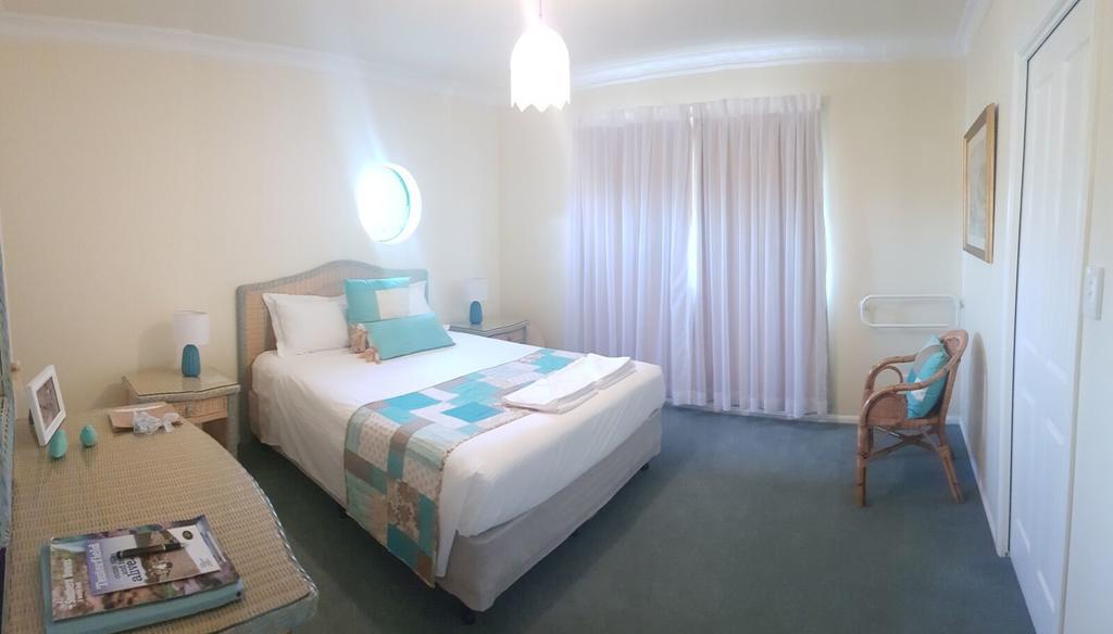 Grovely House Bed & Breakfast Stanthorpe Exterior photo